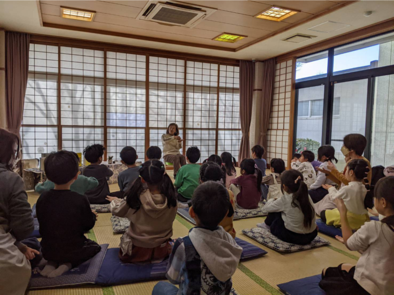 おはなしの会どんぐり.png-2